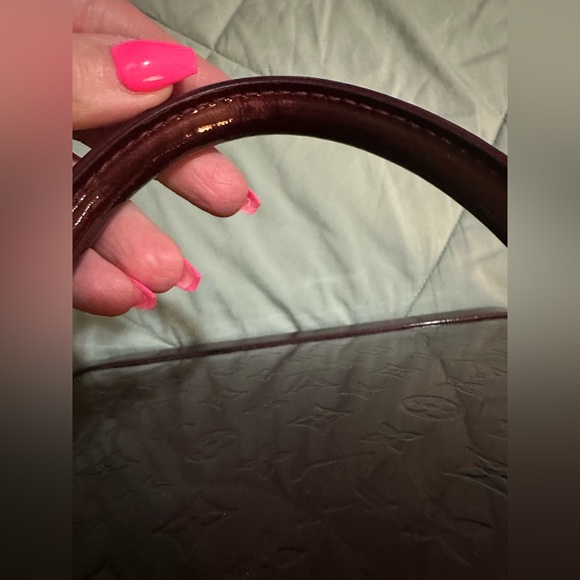 Preowned…Authentic….Excellent DEAL! Louis Vuitton Vernis Alma GM bag! - Picture 7 of 17